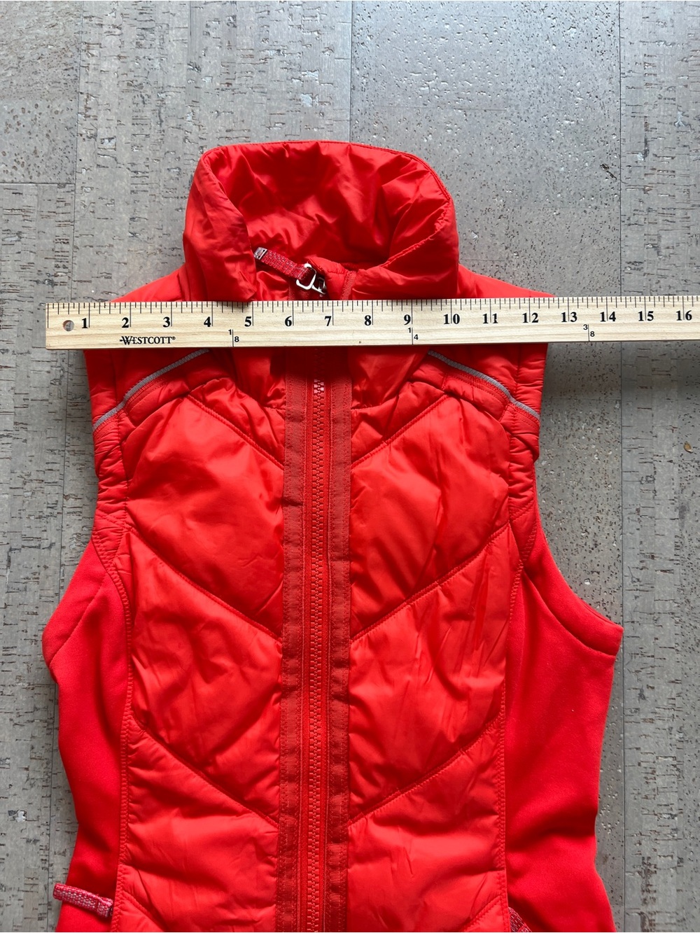 Athleta PrimaLoft Insulated Vest Womens XXS Coral Full Zip Stretch Running - Picture 9 of 10